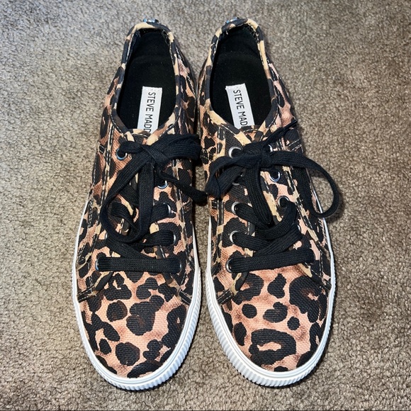 Steve Madden Cheetah Print Platform Sneakers - Picture 3 of 4